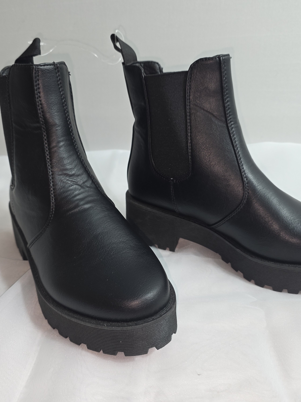 Dirty Laundry Black Platform Chelsea Ankle Boots